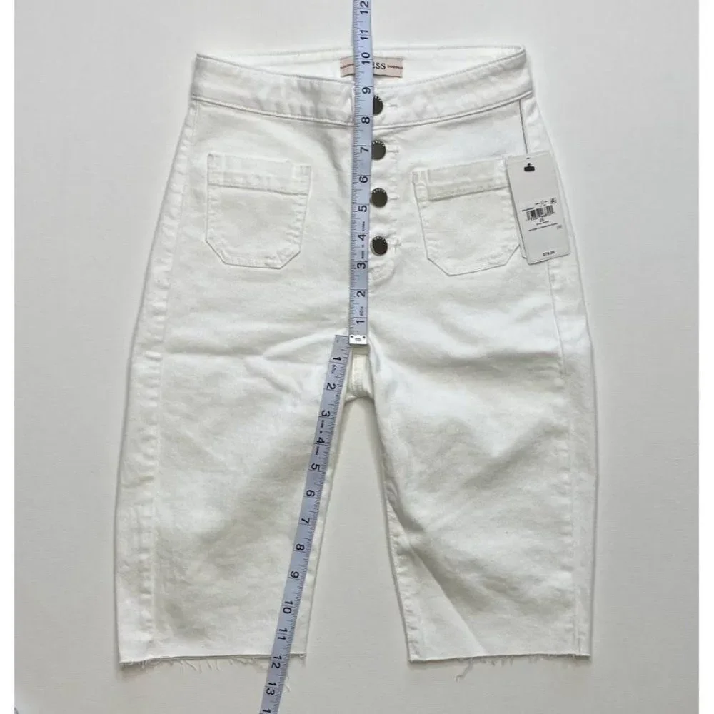 GUESS Bermuda Jean Shorts 25 White Women's Stretch Cut Off NEW‎
